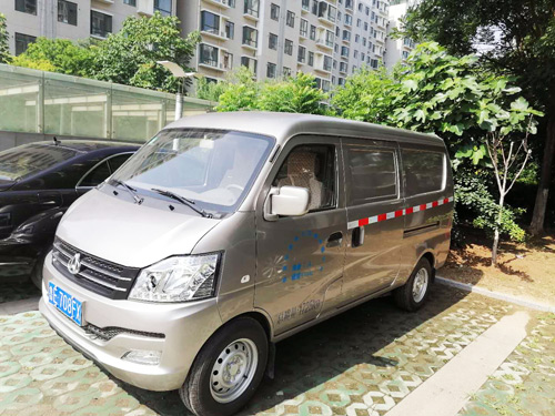 試驗(yàn)專(zhuān)車(chē).jpg