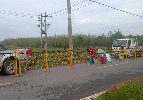 2021年9月17日，東營(yíng)方大電力工程有限責(zé)任公司東營(yíng)區(qū)分公司秋檢華昌段施工現(xiàn)場(chǎng)